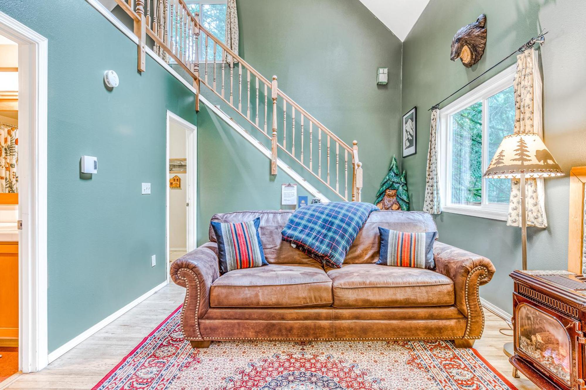 Roaring River Retreat Welches Room photo