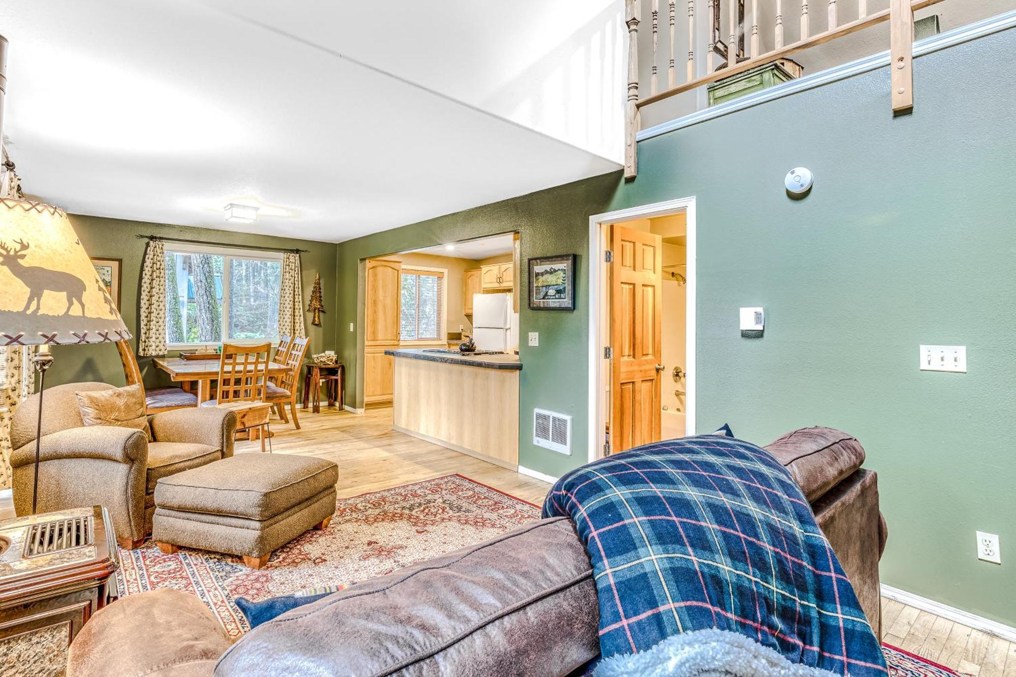 Roaring River Retreat Welches Room photo