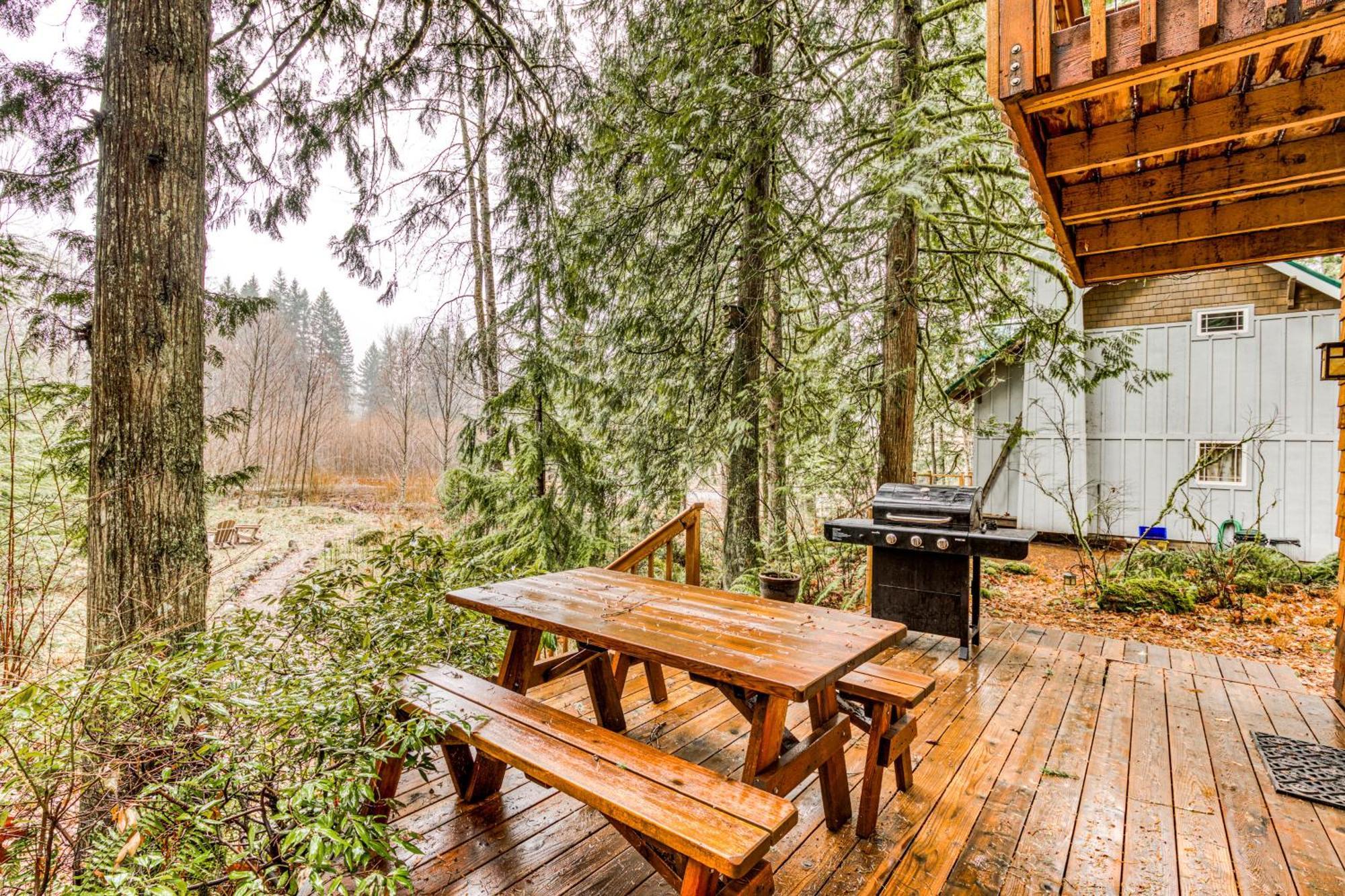 Roaring River Retreat Welches Room photo