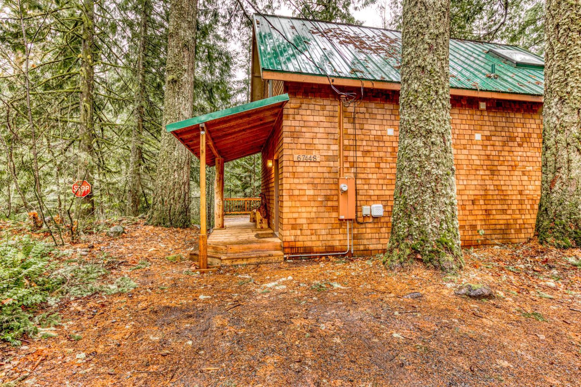 Roaring River Retreat Welches Room photo